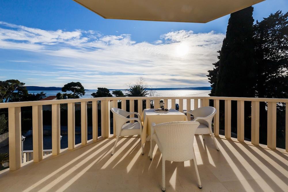 Hotel Villa Zarko Kaštel Stari 外观 照片
