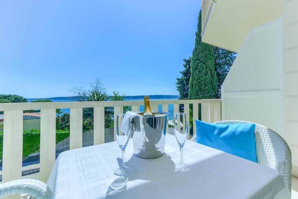 Hotel Villa Zarko Kaštel Stari 外观 照片