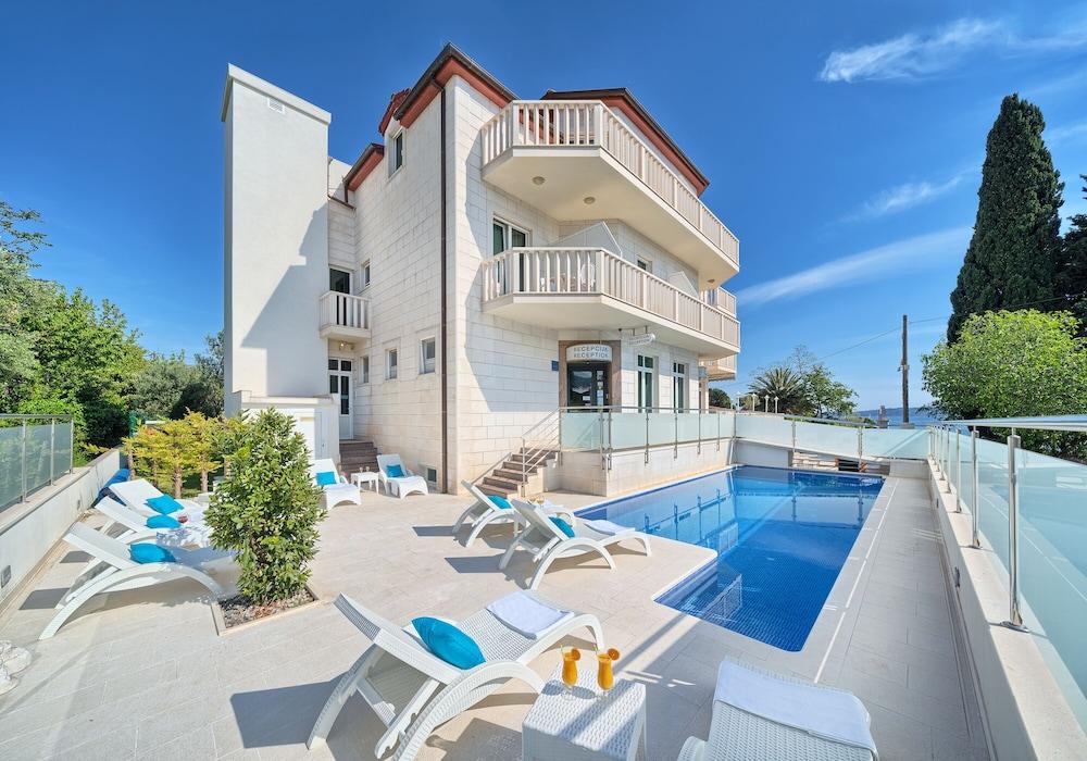Hotel Villa Zarko Kaštel Stari 外观 照片